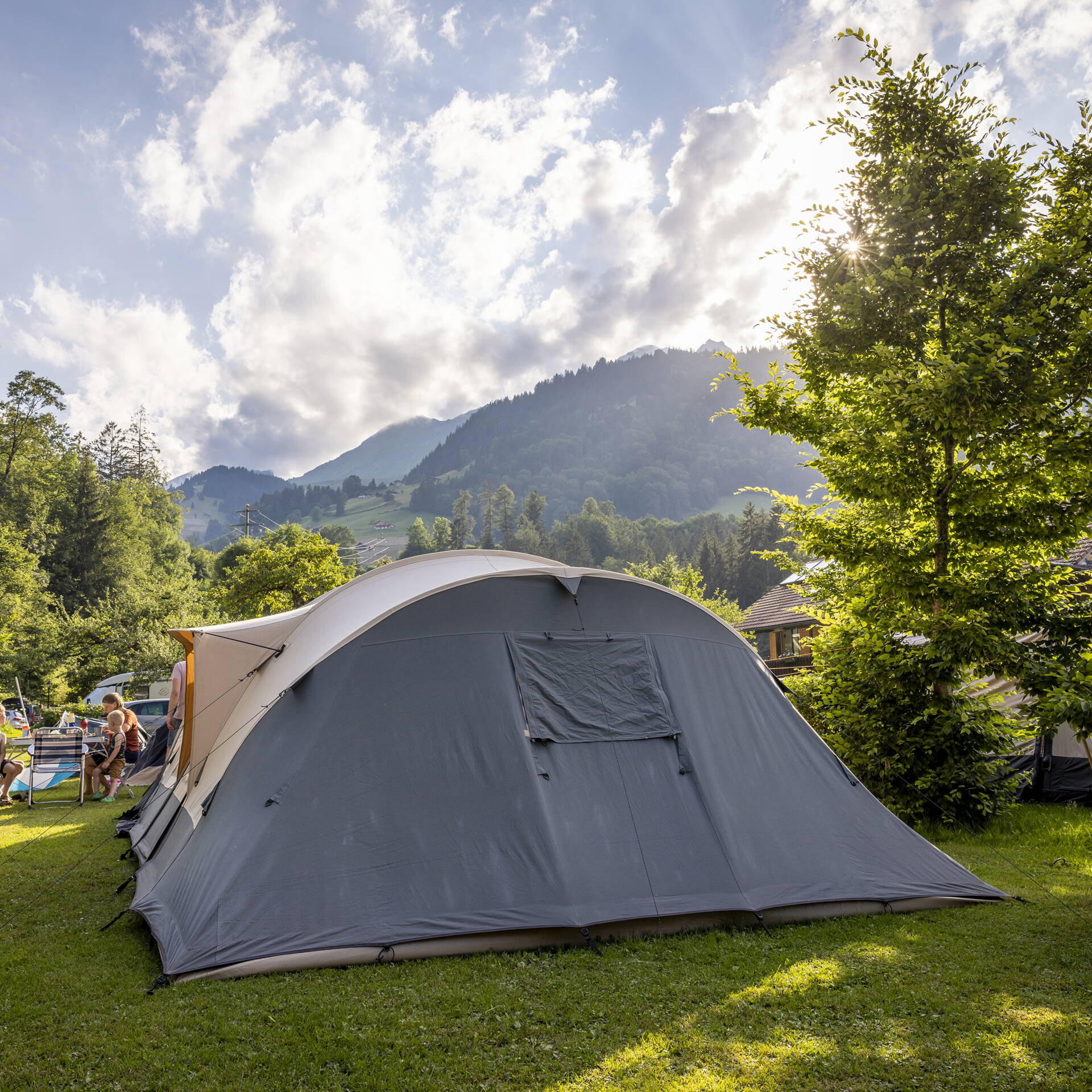 Standardparzelle Camping Grassi Frutigen Standardparzelle