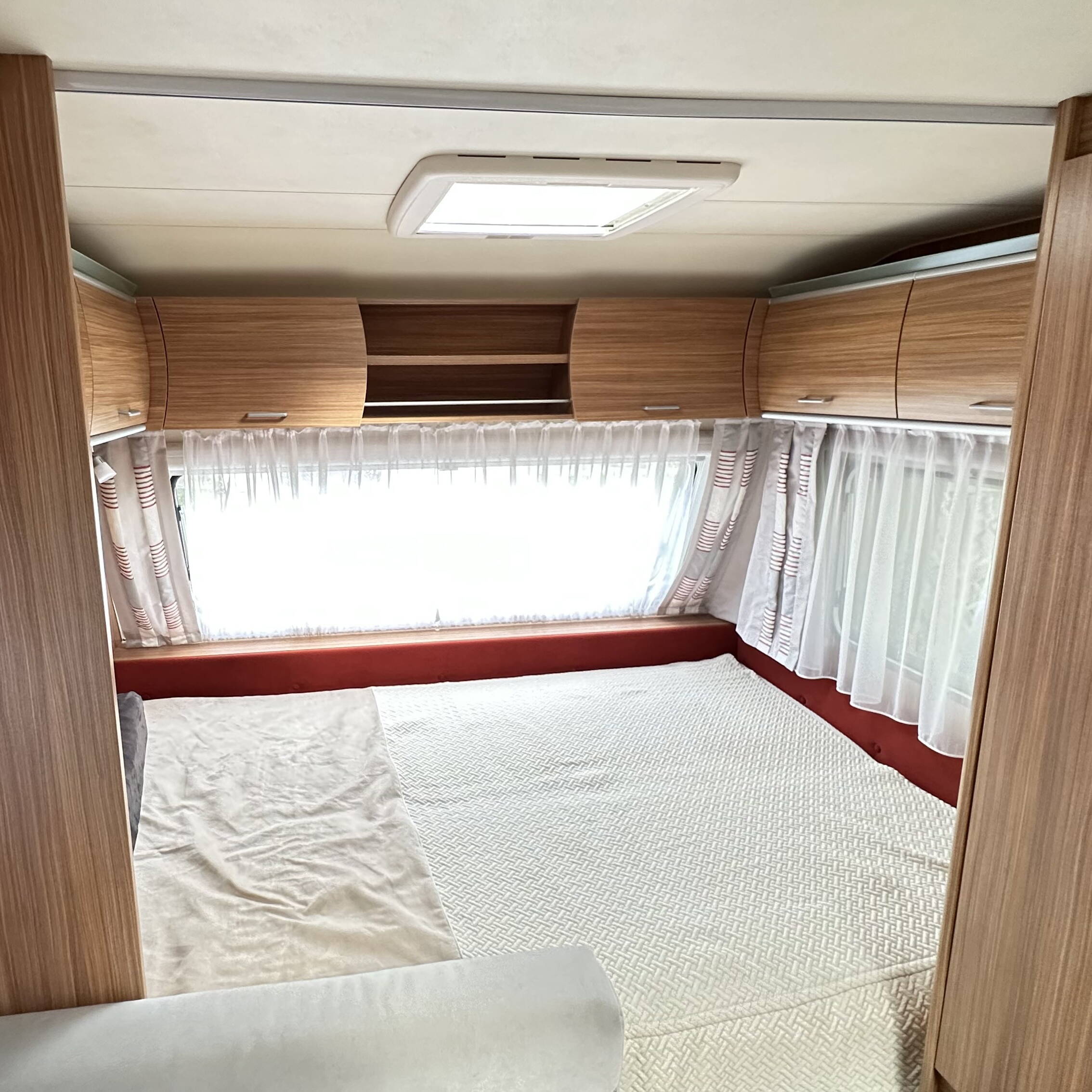 Mietwohnwagen Camping Grassi Frutigen Wohnwagen Niesen