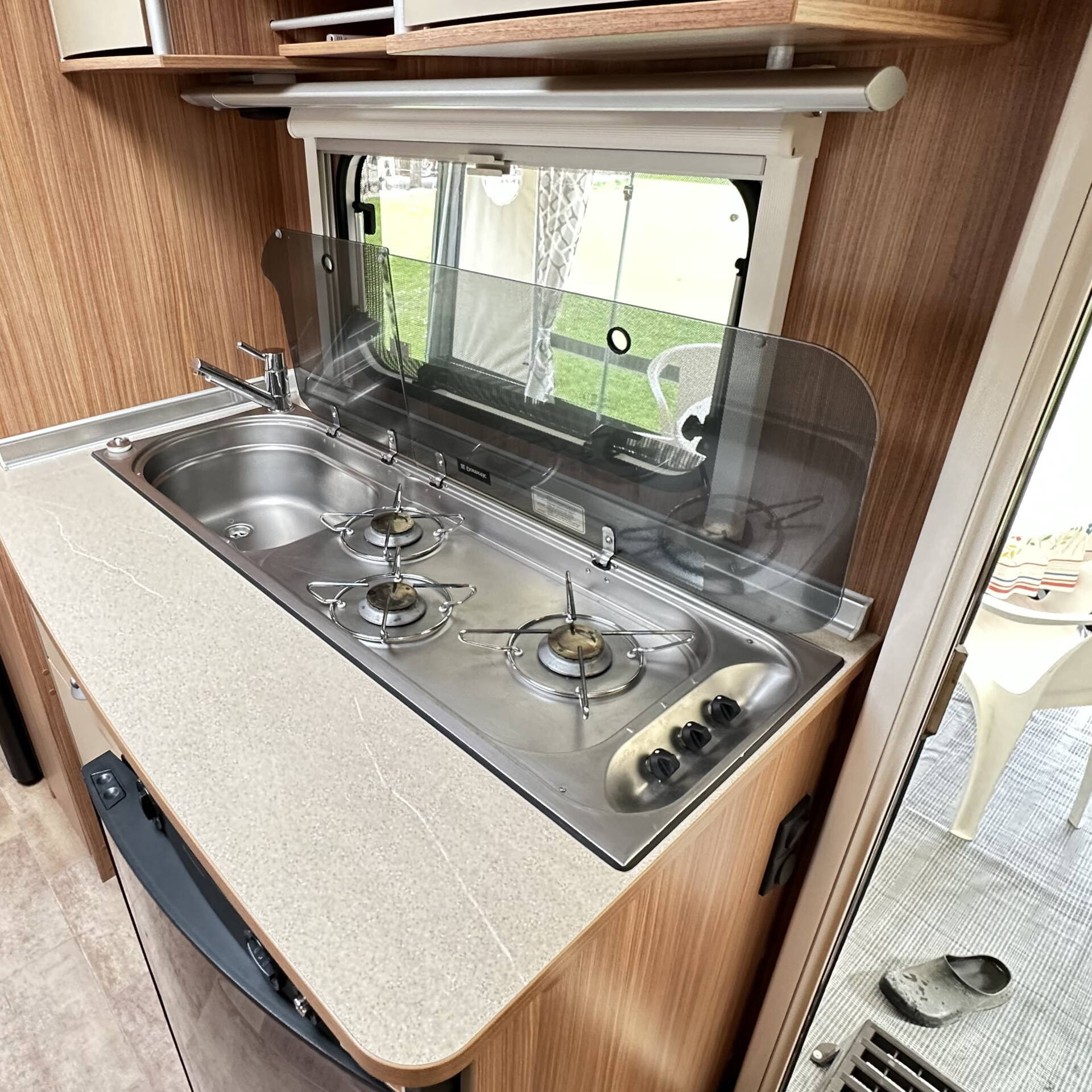 Mietwohnwagen Camping Grassi Frutigen Wohnwagen Niesen